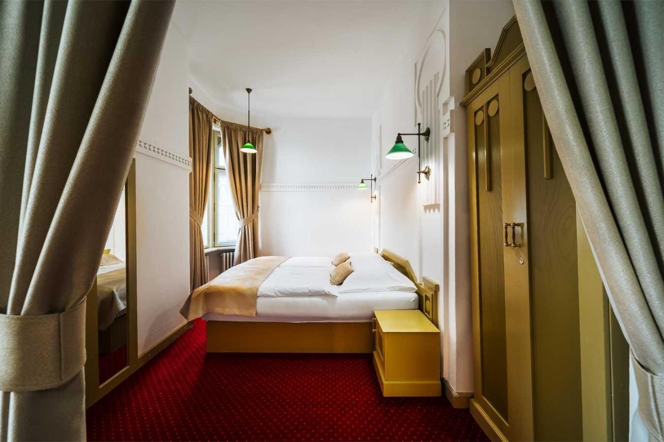 Hotel Most Slavy Trenčianske Teplice Buitenkant foto